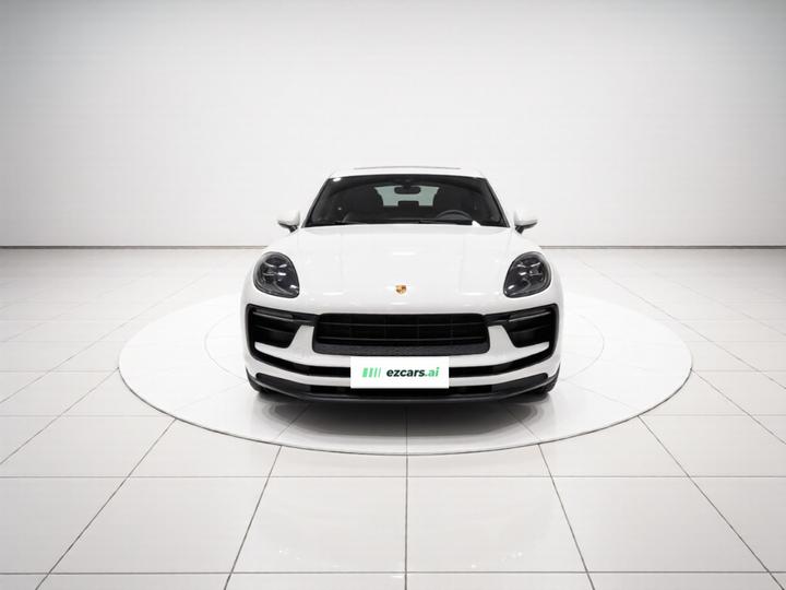 2022 Macan 2.0T photo 2
