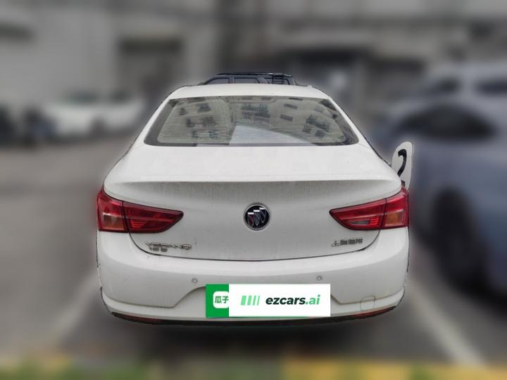 Verano 2015 Sedan 15S AT Leading photo 3