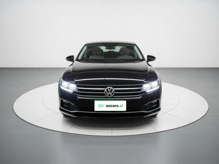 2021 380TSI Premium photo 2
