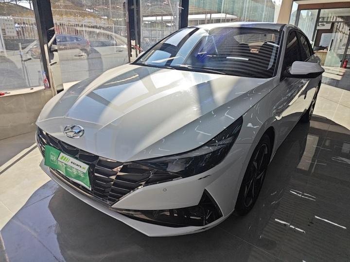 Elantra 2022 1.5L CVT LUX Premium