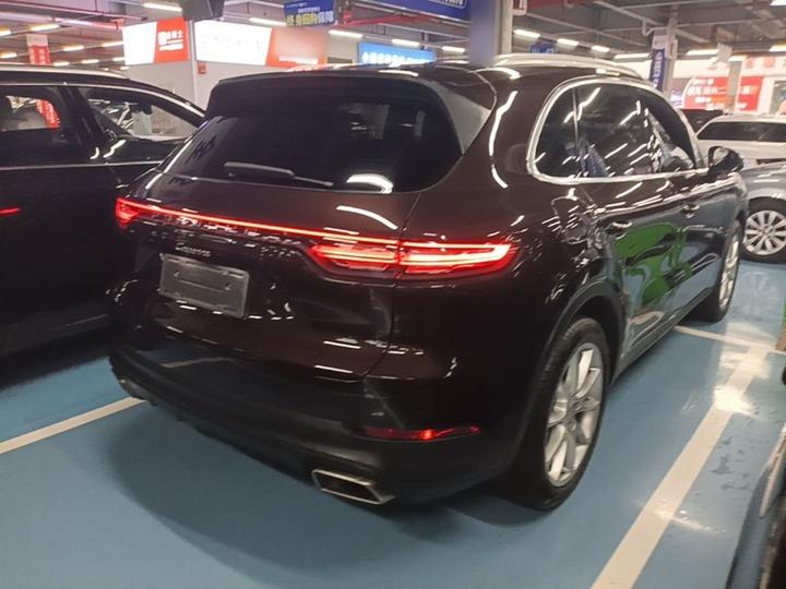 2018 Cayenne 3.0T photo 4