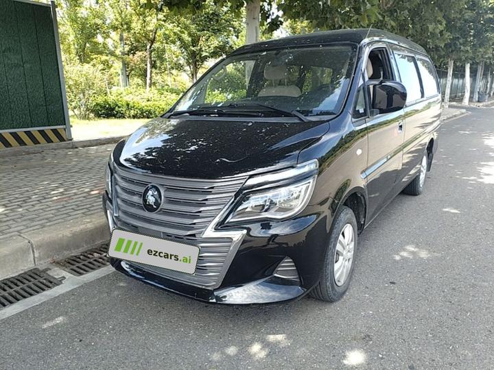 Lingzhi 2023 M5L 1.6L 7-Seater