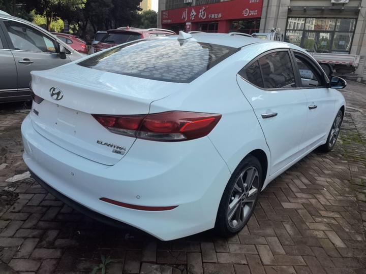 Elantra 2016 1.6L AT Smart Elite photo 6