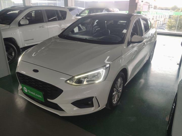Focus 2020 Sedan EcoBoost 180 AT