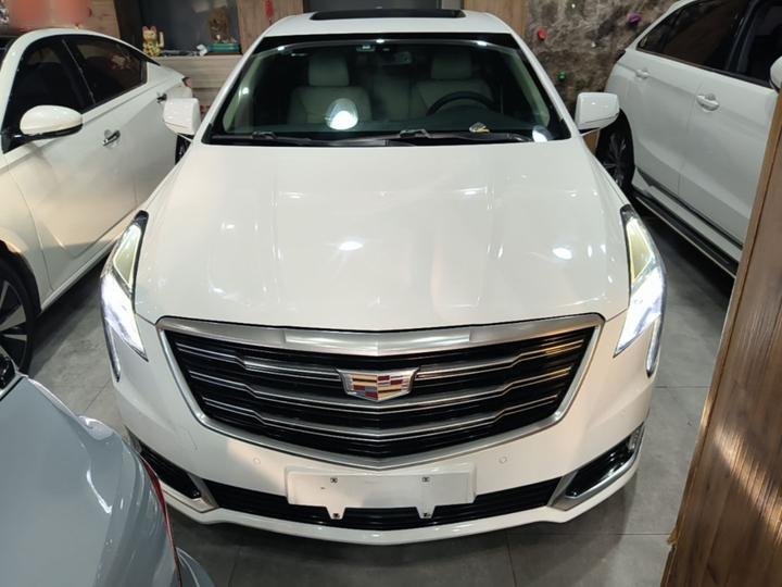 XTS 2018 28T Elite photo 2