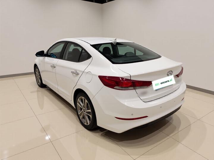 Elantra 2016 1.6L AT Smart Elite photo 4
