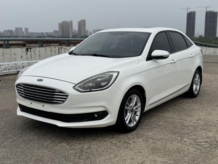 Escort 2019 Facelift 1.5L AT China VI