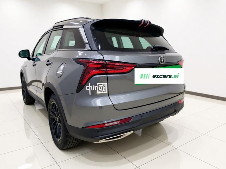 CS75 PLUS 2020 1.5T AT Luxury photo 4