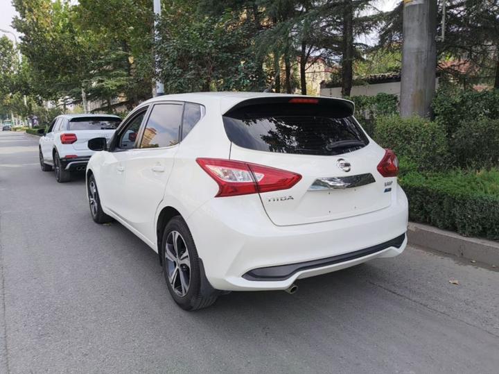 Tiida 2019 1.6L CVT China VI photo 4