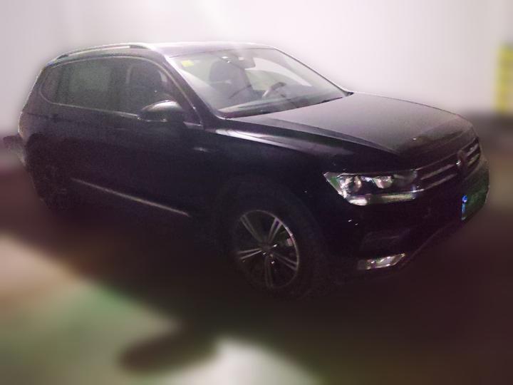 Tiguan L 2021 330TSI AT RWD Smart photo 3