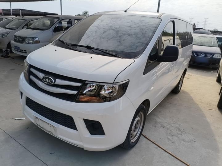 Refine M3 2019 1.8L 5-Seater