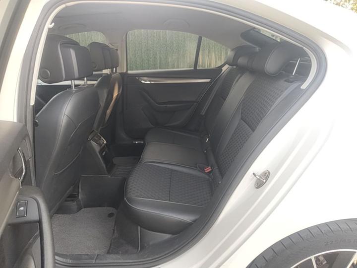 Octavia 2019 TSI280 DSG Luxury photo 4