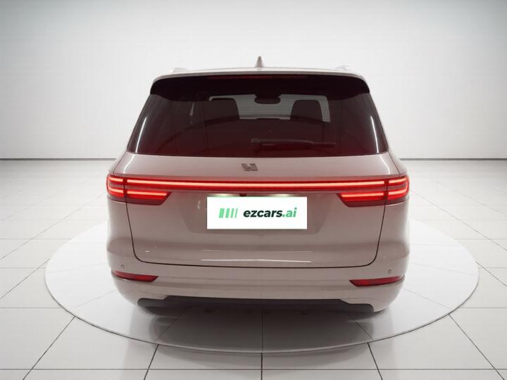 Li Auto ONE 2021 EREV 6-Seater photo 5