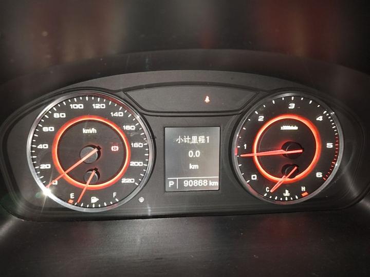 MAXUS G10 2018 PLUS 1.9T AT Luxury Diesel photo 7