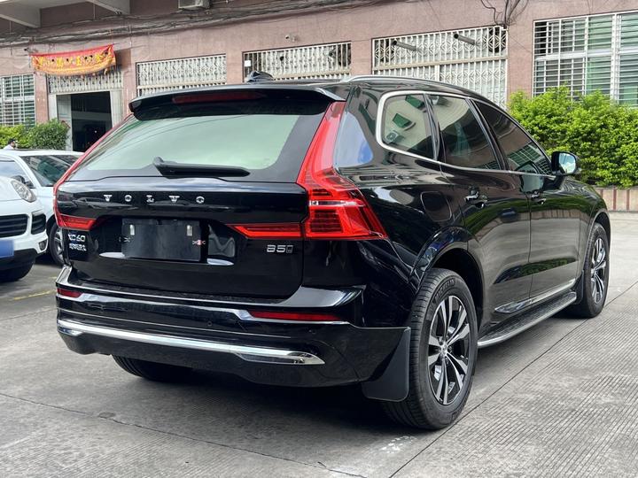 XC60 2025 B5 AWD Luxury photo 4