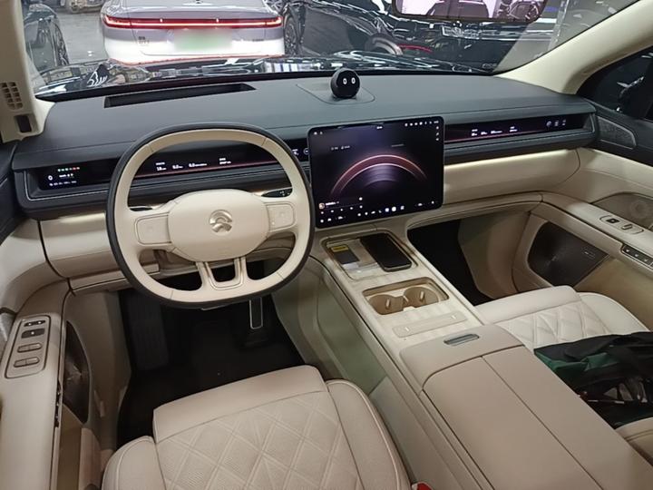 ES8 2026 7-Seater Executive Luxury photo 5