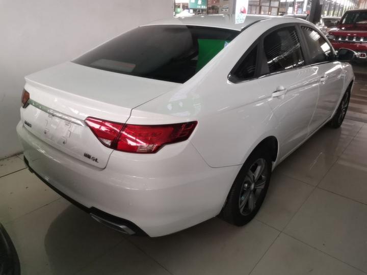 Emgrand GL 2018 1.8L DCT Elite Connected photo 4