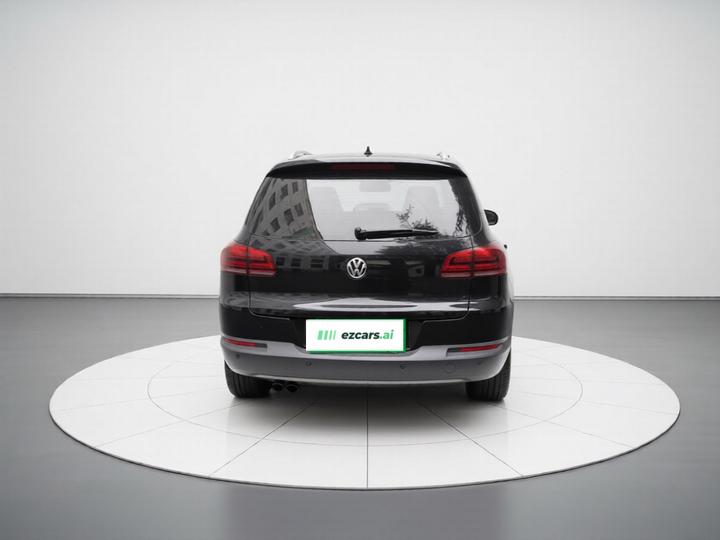 Tiguan 2015 1.8TSI AT RWD Luxury photo 5