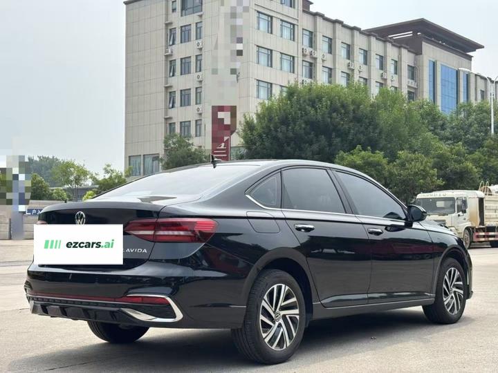 Lavida 2024 1.5L AT photo 4