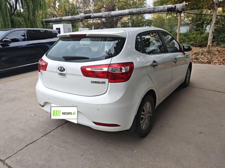 K2 2012 Hatchback 1.4L AT Anniversary Edition photo 4