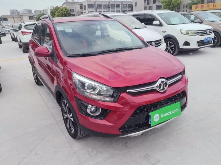 BAIC X25 2015 1.5L MT Elite photo 3