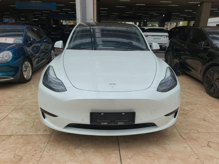 Model Y 2022 Facelift RWD photo 2
