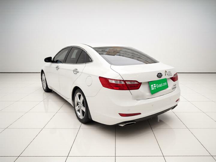 Bestune B70 2014 2.0L AT Comfort photo 4
