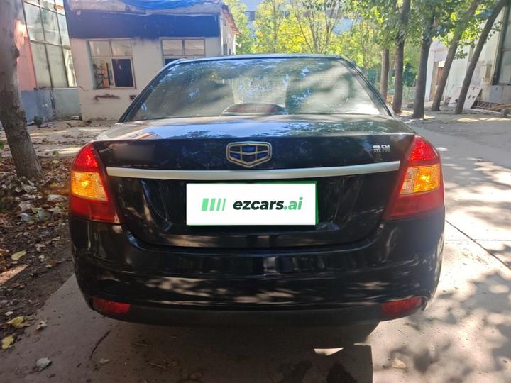2015 Sedan 1.5L MT photo 5