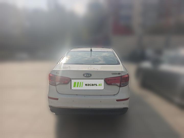 K2 2015 Sedan 1.4L MT GLS photo 5