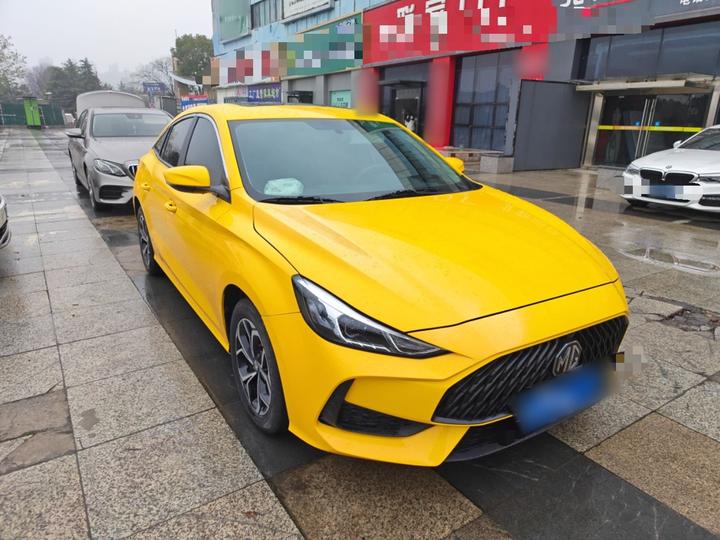 MG5 2021 180DVVT CVT Luxury photo 3