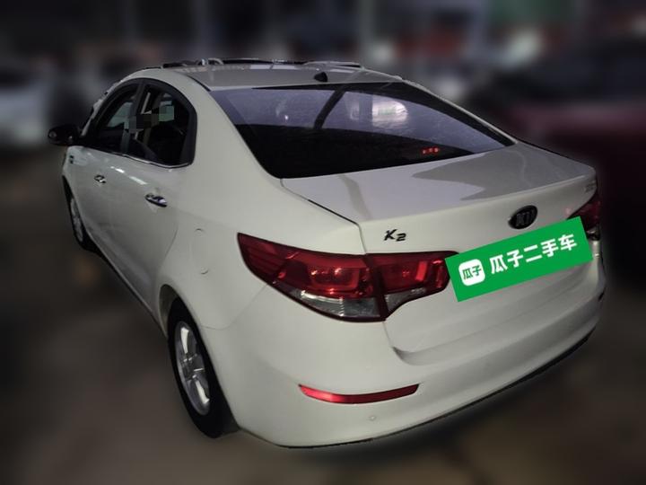 K2 2015 Sedan 1.4L MT GLS photo 4