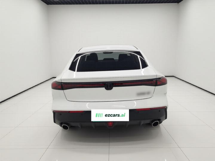 UNI-V 2023 1.5T Premium photo 4