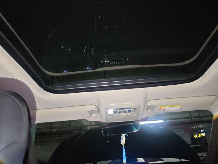 Highlander 2022 Hybrid 2.5L AWD Premium 7-Seater photo 8