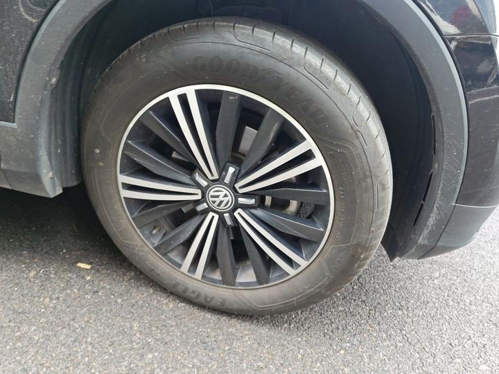 Tiguan L 2020 330TSI AT RWD Comfort China VI photo 8