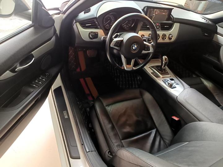 Z4 2013 sDrive20i Leading photo 3