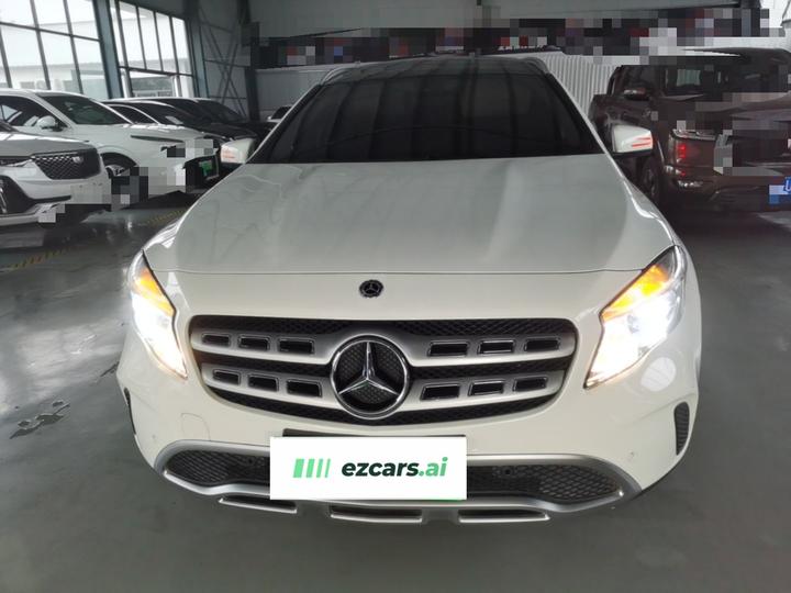 GLA 2019 GLA 200 Dynamic photo 2
