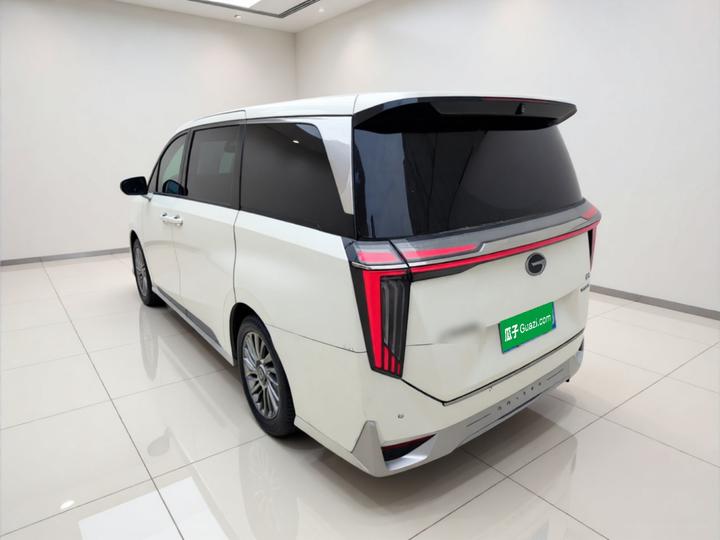 GAC Trumpchi M8 2023 Hybrid photo 4