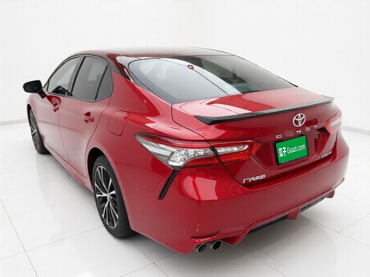 Camry 2019 Facelift 2.0S photo 4