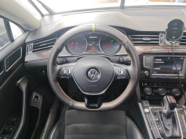Magotan 2017 330TSI DSG Luxury photo 7