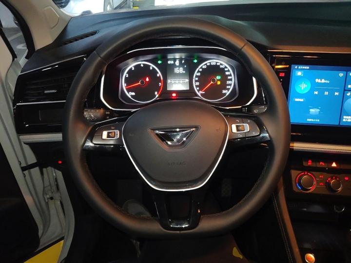 VS5 2024 280TSI AT Enjoy photo 6