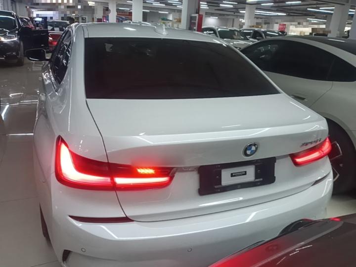3 Series 2021 Facelift 320Li M Sport Package photo 3