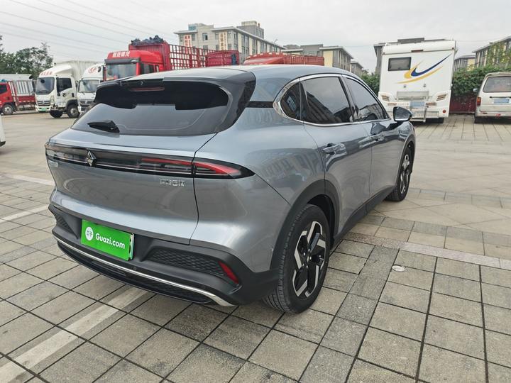 2024 600km EV photo 4