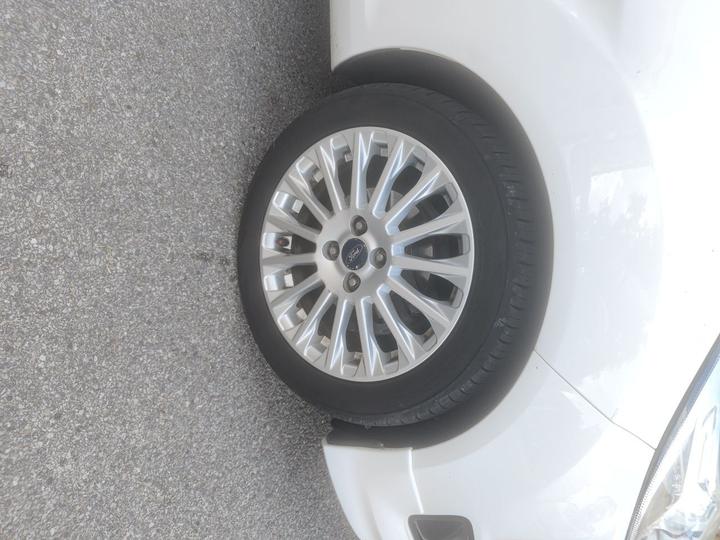 2014 Hatchback 1.0 GTDi AT Sport photo 8