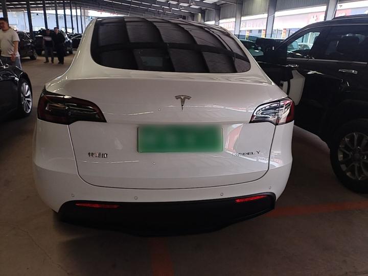 Model Y 2021 Long Range AWD 3D7 photo 3