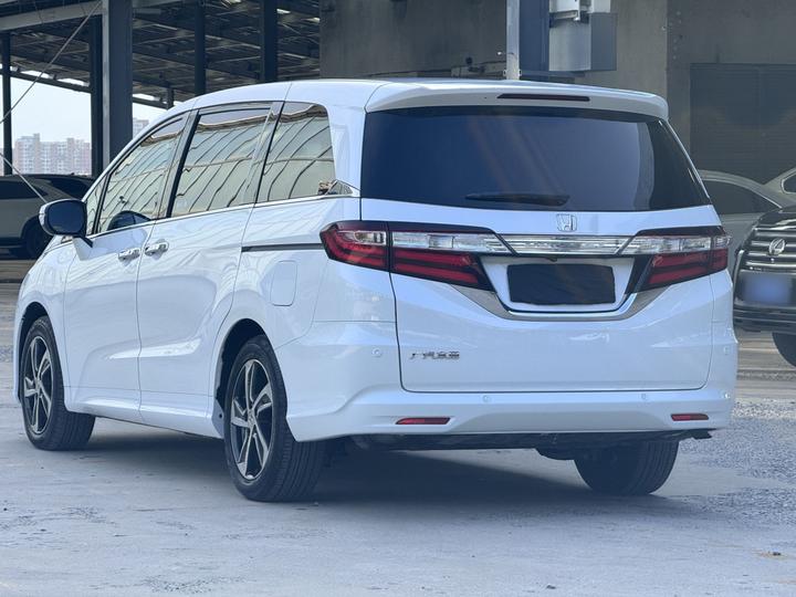 Odyssey 2015 Facelift 2.4L Smart photo 5