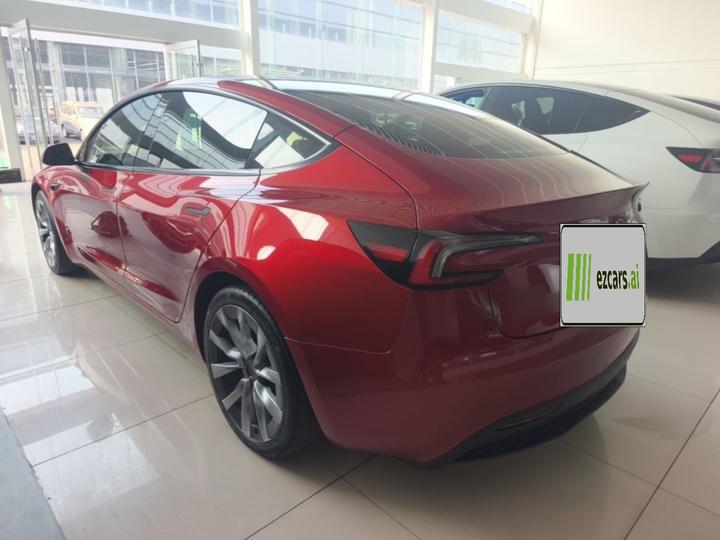 Model 3 2023 RWD photo 4