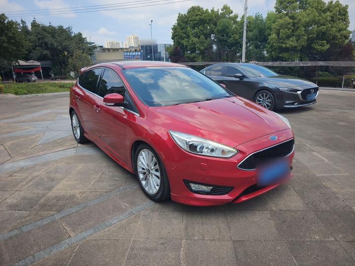 Focus 2015 Hatchback EcoBoost 180 AT Sport photo 3