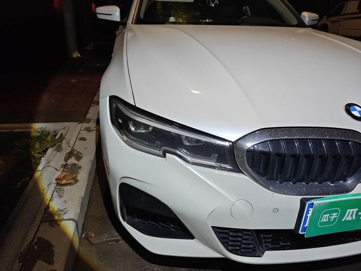 3 Series 2022 325Li M Sport Package photo 7