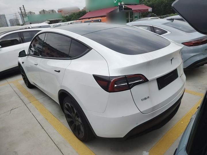 Model Y 2021 Long Range AWD photo 4