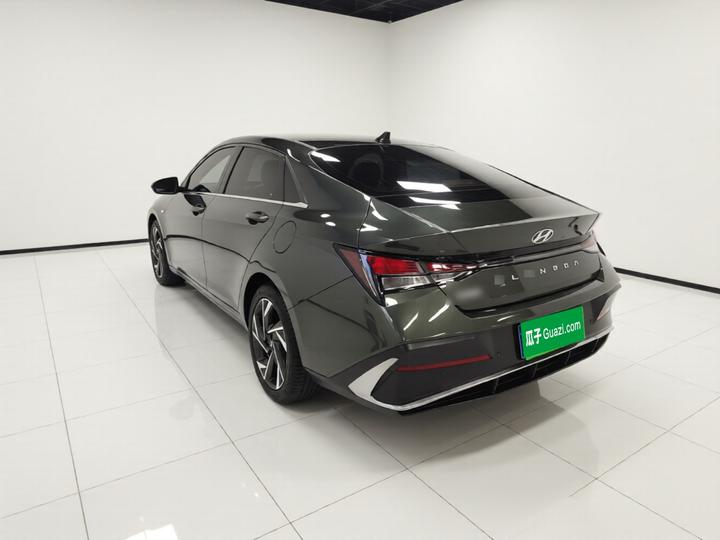 Elantra 2023 1.5L CVT GLX Elite photo 4